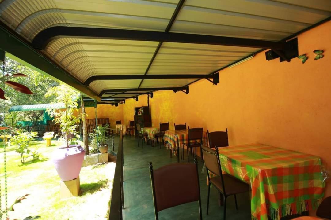 Sun Top Inn Ella Exterior foto